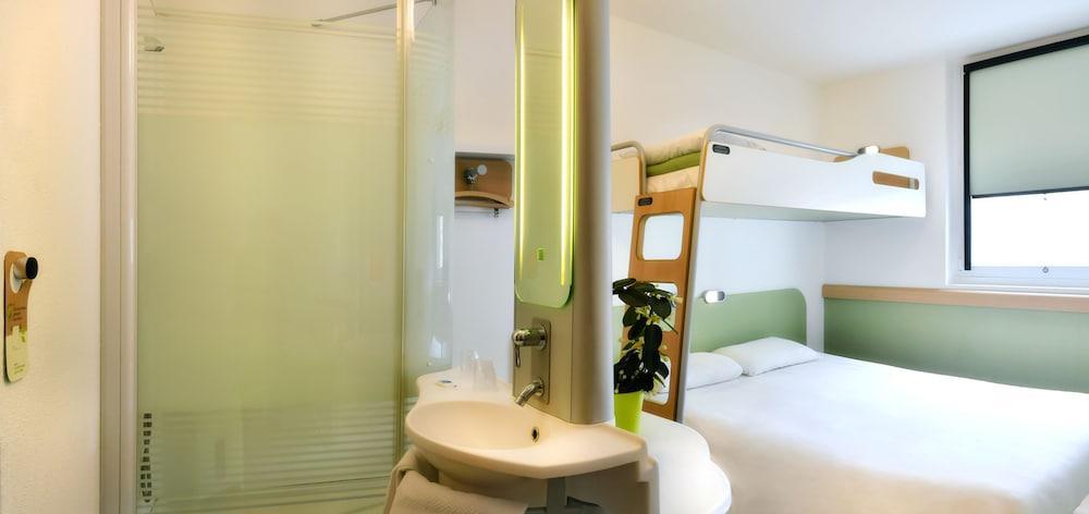 Ibis Budget Nimes Centre Gare Exterior foto